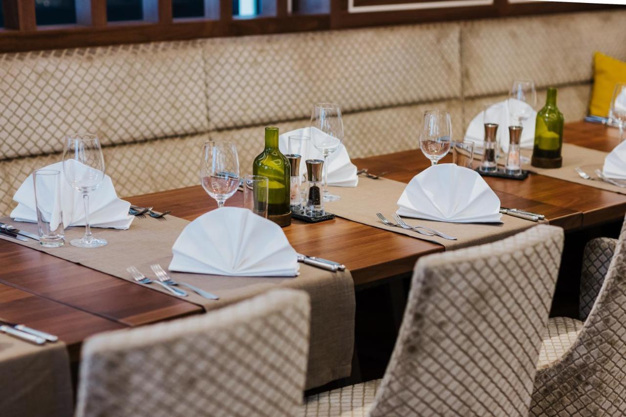 Tinschert Hotel-Restaurant-Partyservice Schwertberg Exteriör bild